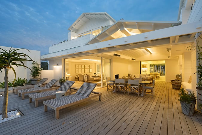 img-home-outside img-home-outside